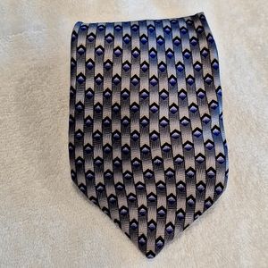 Facets #30 Silver Blue Triangle Black/Tan Top Tip